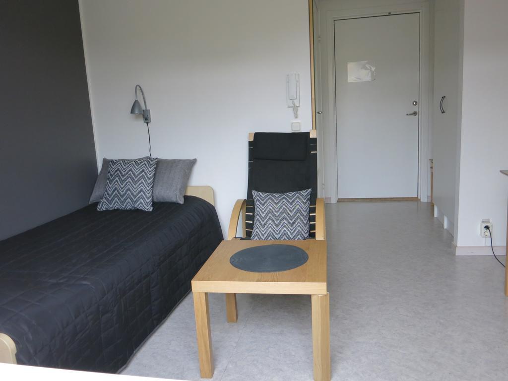 Vaernamo Folkhoegskolas Vandrarhem Kamer foto